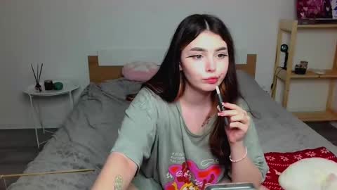 Snapshot of peachybabe__ chatting on 03-11-25, 11:04 Peachy online show from 03-11-25, 11:04