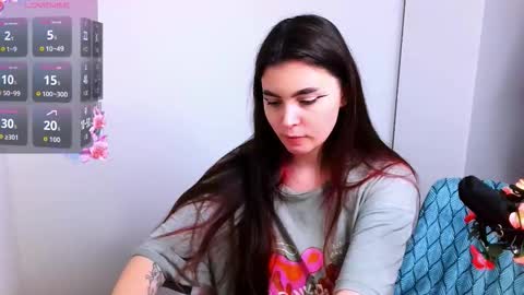 Snapshot of peachybabe__ chatting on 11-25-25, 04:18 Peachy online show from 11-25-25, 04:18