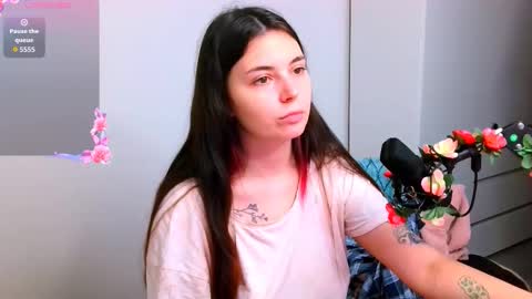 Snapshot of peachybabe__ chatting on 11-26-25, 03:46 Peachy online show from 11-26-25, 03:46