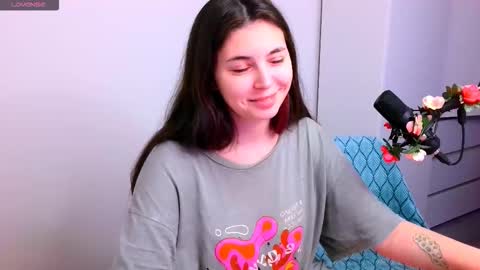 Snapshot of peachybabe__ chatting on 11-30-25, 09:52 Peachy online show from 11-30-25, 09:52