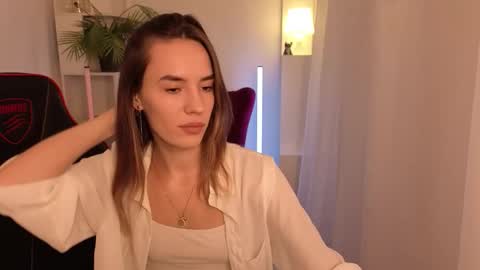 Snapshot of peachychic chatting on 12-05-25, 06:11 Sun online show from 12-05-25, 06:11