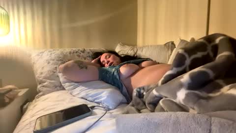 PeachyObsession online show from 04-06-26, 05:19