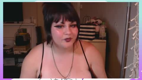 Snapshot of peakobunny chatting on 09-19-25, 01:18 peakobunny online show from 09-19-25, 01:18