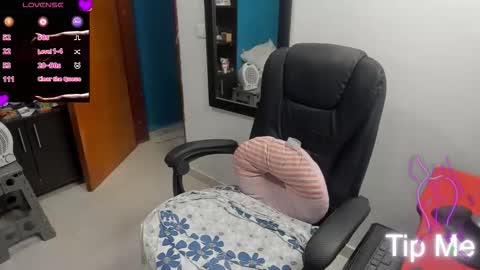 Tangerine Penaut online show from 02-05-26, 11:31