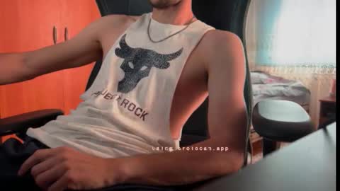 Snapshot of peanutmikk chatting on 09-13-25, 10:04 peanutmikk online show from 09-13-25, 10:04