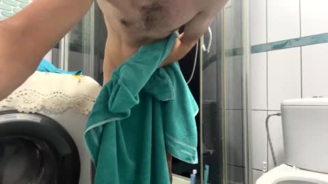 Snapshot of peanutmikk chatting on 10-08-25, 08:23 peanutmikk online show from 10-08-25, 08:23