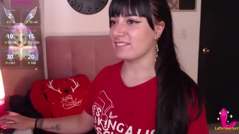 Snapshot of pearl_3 chatting on 12-24-24, 06:17 Pearl online show from 12-24-24, 06:17