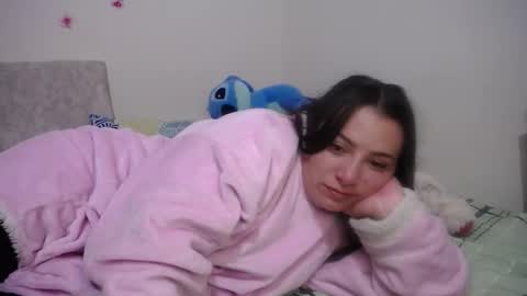 Pearl online show from 02-12-26, 04:18