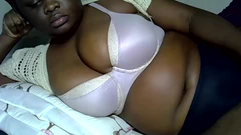 Keci online show from 11-23-25, 11:10