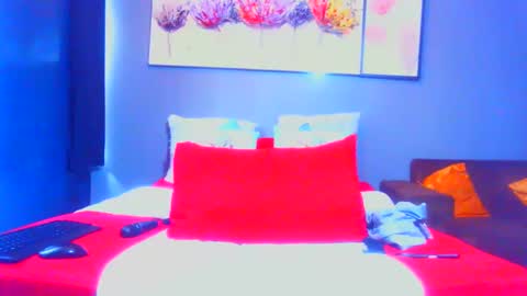 Pearl online show from 02-19-25, 11:38