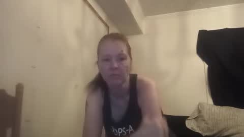 Pearl May online show from 12-30-24, 02:53