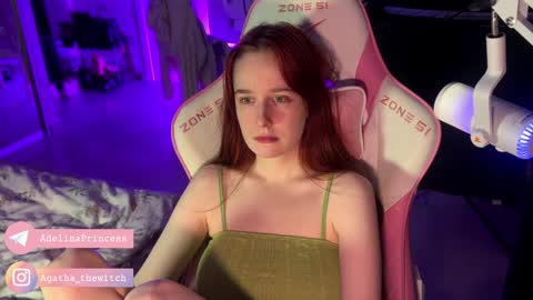 Snapshot of pearlprincess_ chatting on 12-07-24, 06:32 Adelina online show from 12-07-24, 06:32