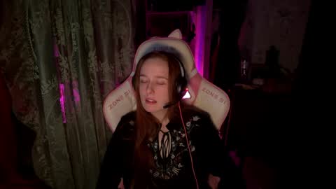 Adelina online show from 04-28-26, 02:27