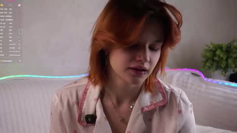 Lily online show from 10-17-25, 01:09