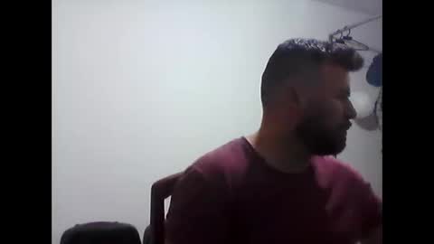 pedrodiaz130814 online show from 10-16-25, 06:53