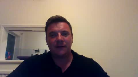 pedrok87 online show from 07-09-26, 10:47