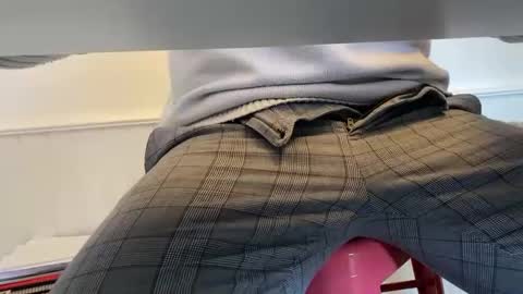 Snapshot of pedroserrano2000 chatting on 02-06-25, 08:18 PedrOO OO online show from 02-06-25, 08:18