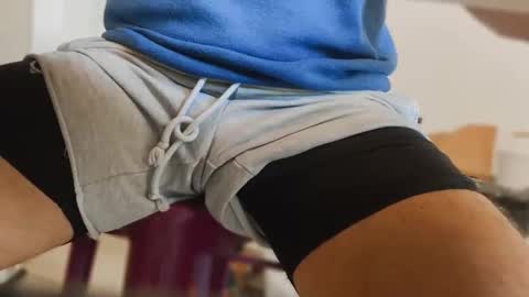 Snapshot of pedroserrano2000 chatting on 11-10-25, 02:38 PedrOO OO online show from 11-10-25, 02:38