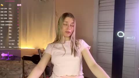 Mary online show from 11-18-25, 06:23