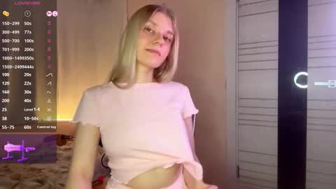 Mary online show from 11-22-25, 03:22