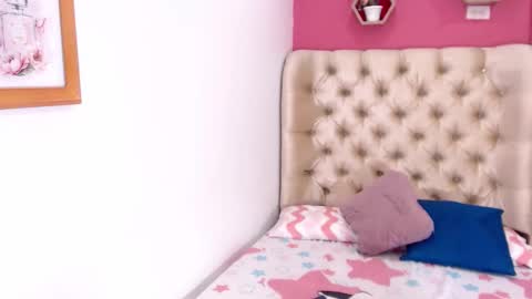 Peiton  online show from 09-20-25, 08:54