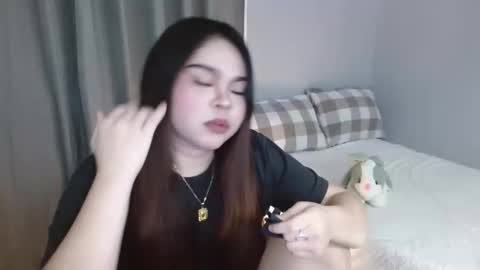 Snapshot of pemperut chatting on 04-19-26, 03:22 pemperut online show from 04-19-26, 03:22