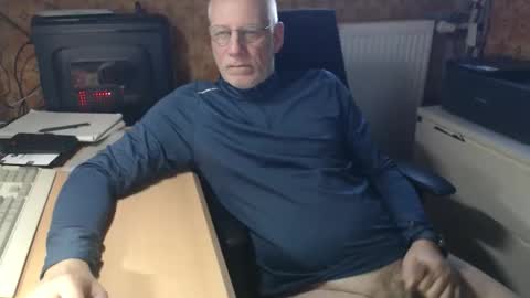 Pemue65 online show from 03-04-26, 06:19