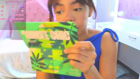 Snapshot of peneelopeecute chatting on 04-28-26, 06:57 peneelopeecute online show from 04-28-26, 06:57
