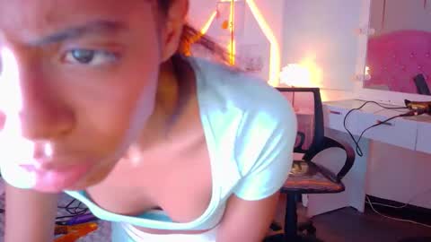 Snapshot of peneelopeecute chatting on 06-11-26, 02:53 peneelopeecute online show from 06-11-26, 02:53
