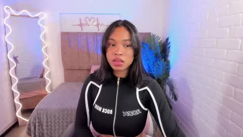 penelope online show from 03-03-25, 10:38