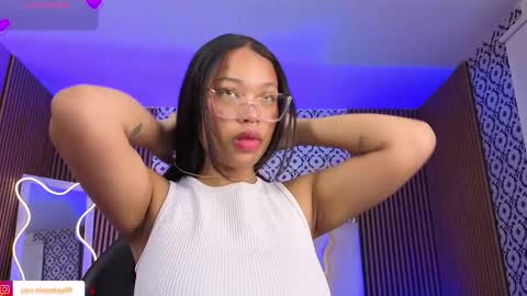 Snapshot of penelope_tay chatting on 02-15-26, 03:36 penelope online show from 02-15-26, 03:36