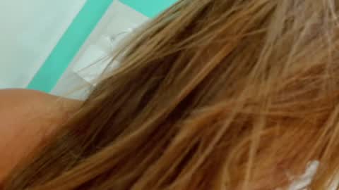 Penelope Laurent online show from 01-20-25, 03:39