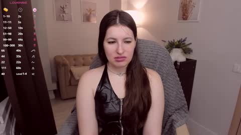 Hi  Im Peneloppa online show from 02-23-25, 09:05