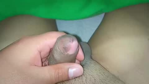 Snapshot of penils_juicy chatting on 10-21-25, 03:29 Penils online show from 10-21-25, 03:29