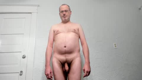 Snapshot of penis_dance chatting on 12-22-24, 02:39 Vincent Howard online show from 12-22-24, 02:39