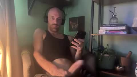 Snapshot of pennbubble chatting on 11-07-25, 03:12 Bubble Butt In Pennsylvania online show from 11-07-25, 03:12