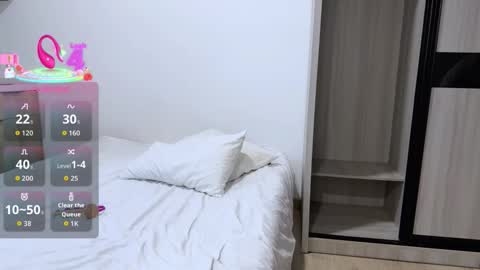 Snapshot of penny_coco chatting on 11-21-25, 09:19 penny_coco online show from 11-21-25, 09:19