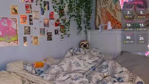 Penny staar online show from 04-25-26, 06:27