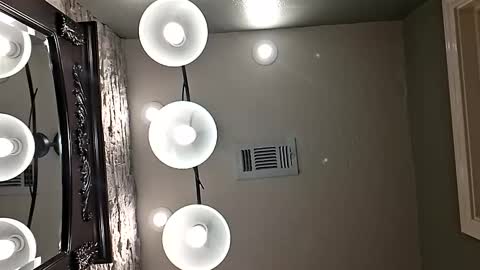 Snapshot of pennyalvia921 chatting on 10-30-25, 04:47 pennyalvia921 online show from 10-30-25, 04:47