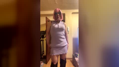 Snapshot of pennyjosoucd chatting on 04-12-26, 03:17 Gina Adriano online show from 04-12-26, 03:17