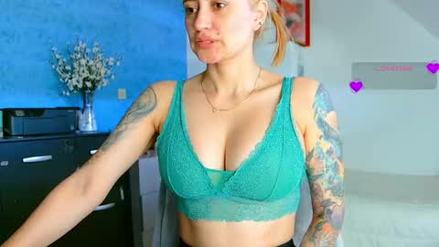 Hi Im Penelope  better vibrations  1111 online show from 04-26-26, 11:41