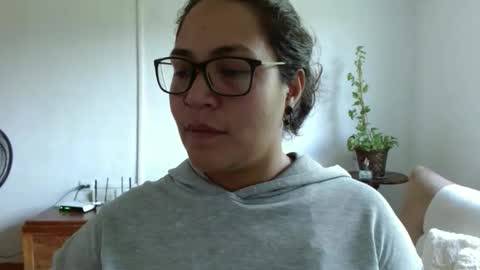 Megan online show from 05-01-26, 05:28