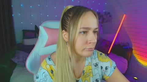 Snapshot of pepper_cat chatting on 01-16-25, 12:09 Dia online show from 01-16-25, 12:09