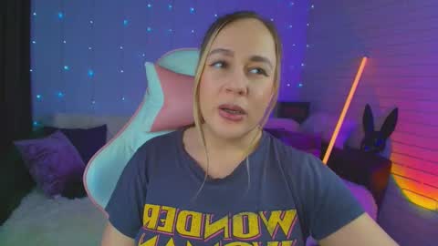 Snapshot of pepper_cat chatting on 03-03-25, 11:22 Dia online show from 03-03-25, 11:22