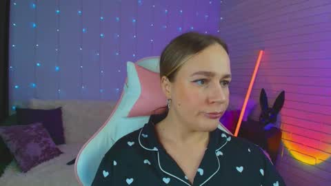 Snapshot of pepper_cat chatting on 03-04-25, 10:46 Dia online show from 03-04-25, 10:46