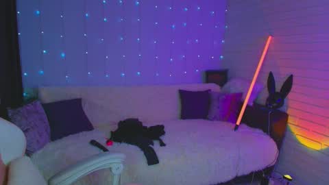 Snapshot of pepper_cat chatting on 03-05-25, 08:32 Dia online show from 03-05-25, 08:32