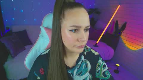 Snapshot of pepper_cat chatting on 10-13-25, 08:53 Dia online show from 10-13-25, 08:53