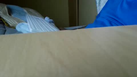 perales_12345 online show from 03-22-26, 06:00