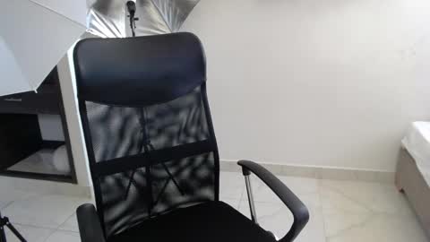 percibal_junior1 online show from 01-24-25, 04:06