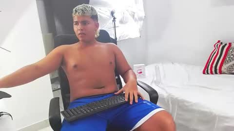 percibal_junior1 online show from 02-01-25, 05:49